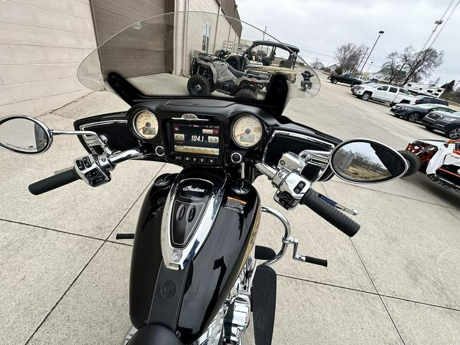 2019 Indian Motorcycle® Chieftain® Classic Thunder Black