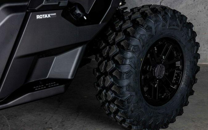 2026 Can-Am Defender Limited HD11