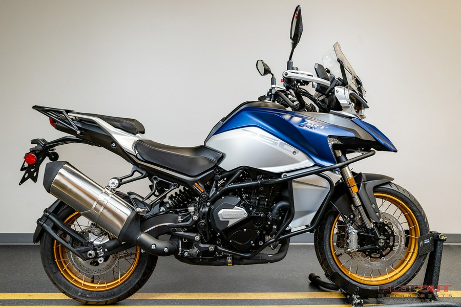 2023 Benelli SRT750X