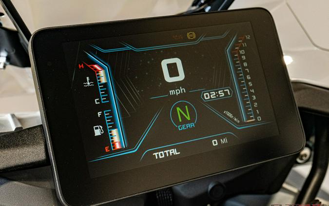 2023 Benelli SRT750X