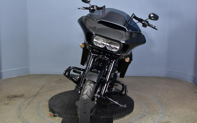 2021 Harley-Davidson Road Glide Special Vivid Black - Black Finish