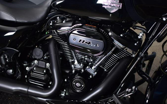 2021 Harley-Davidson Road Glide Special Vivid Black - Black Finish