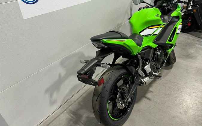 2025 Kawasaki Ninja 650 KRT Edition ABS