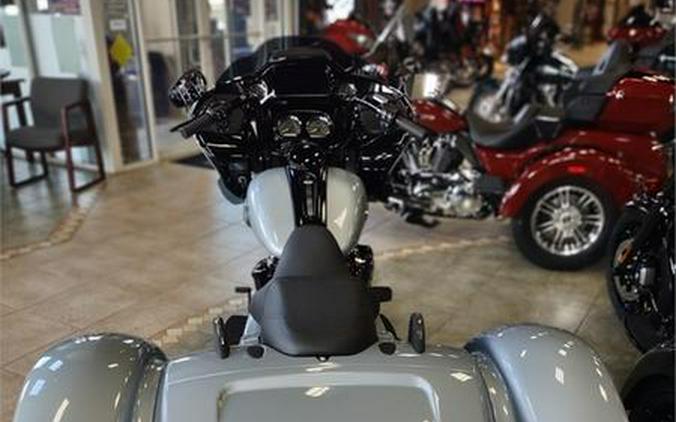 2024 Harley-Davidson® FLTRT - Road Glide® 3