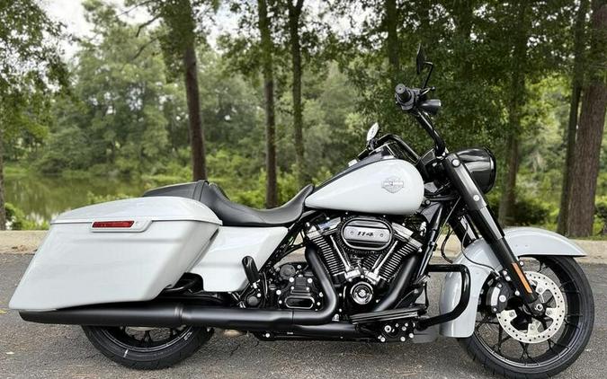 FLHRXS 2025 Road King™ Special