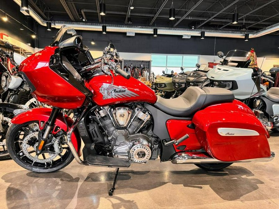 2025 Indian Motorcycle® Challenger® Limited 112 Sunset Red Metallic