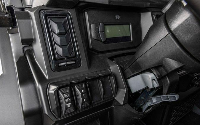 2026 Can-Am Defender MAX Limited HD11