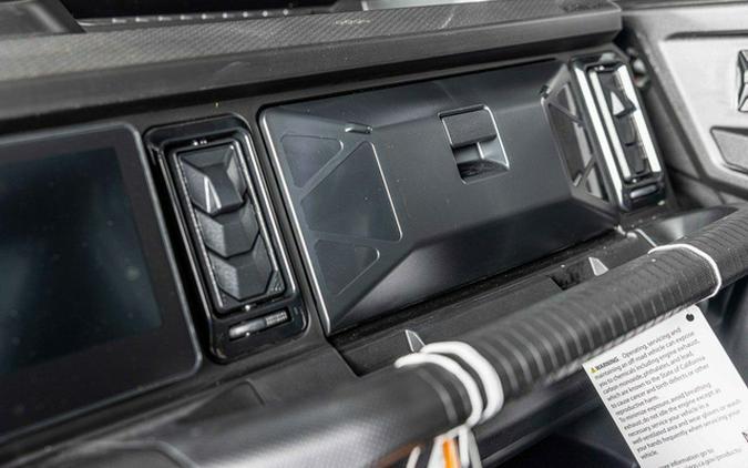 2026 Can-Am Defender MAX Limited HD11