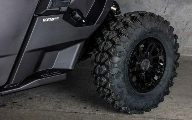 2026 Can-Am Defender MAX Limited HD11