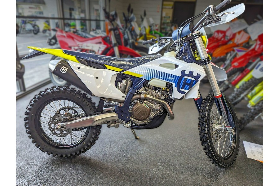 2024 FE501w - Husqvarna Motorcycles