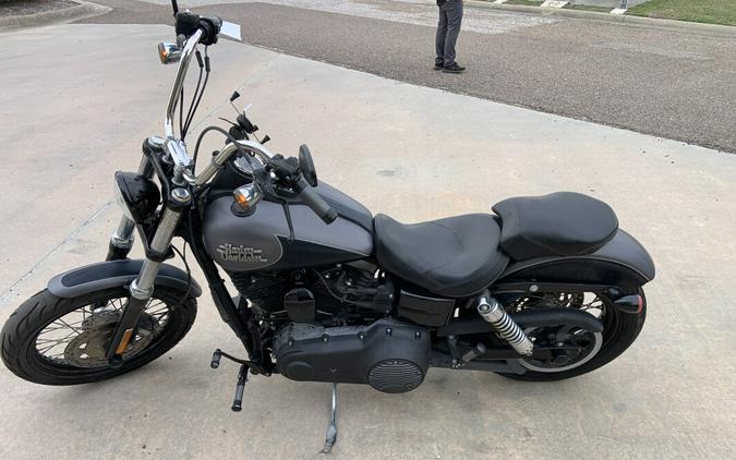 2017 Harley-Davidson Street Bob CHR DNM/BLK DNM W/PINSTRIPE
