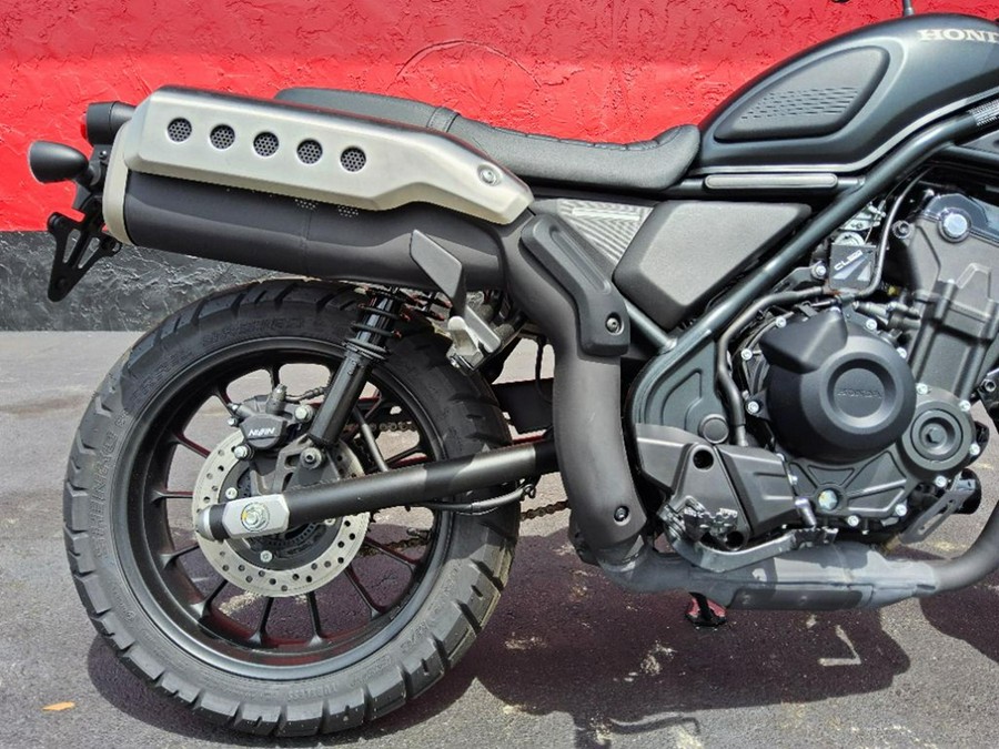 2023 Honda SCL500