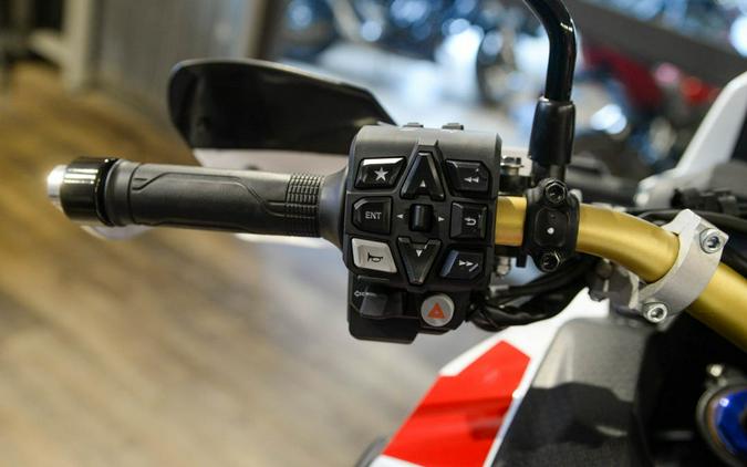 2025 Honda Africa Twin Adventure Sports ES