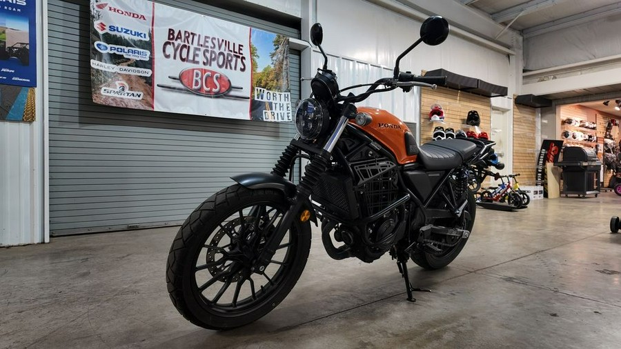2023 Honda SCL 500