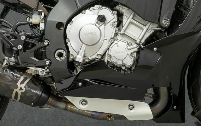 2015 YAMAHA YZFR1 W/ABS