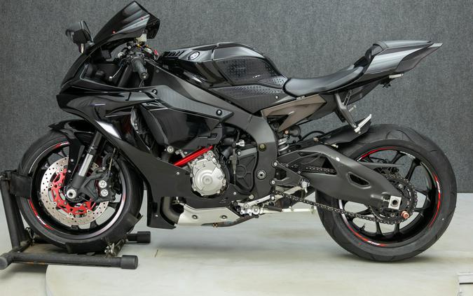 2015 YAMAHA YZFR1 W/ABS