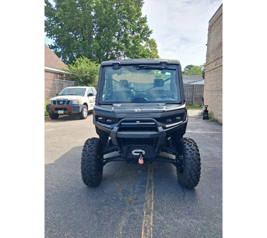 2026 Can-Am Defender XT CAB HD11