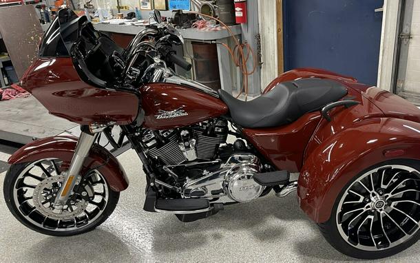 2024 Harley-Davidson Road Glide 3 Red Rock