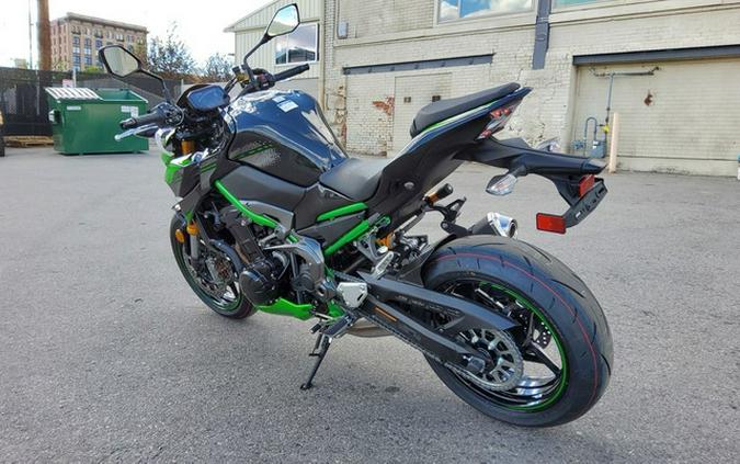 2024 Kawasaki Z900 SE ABS