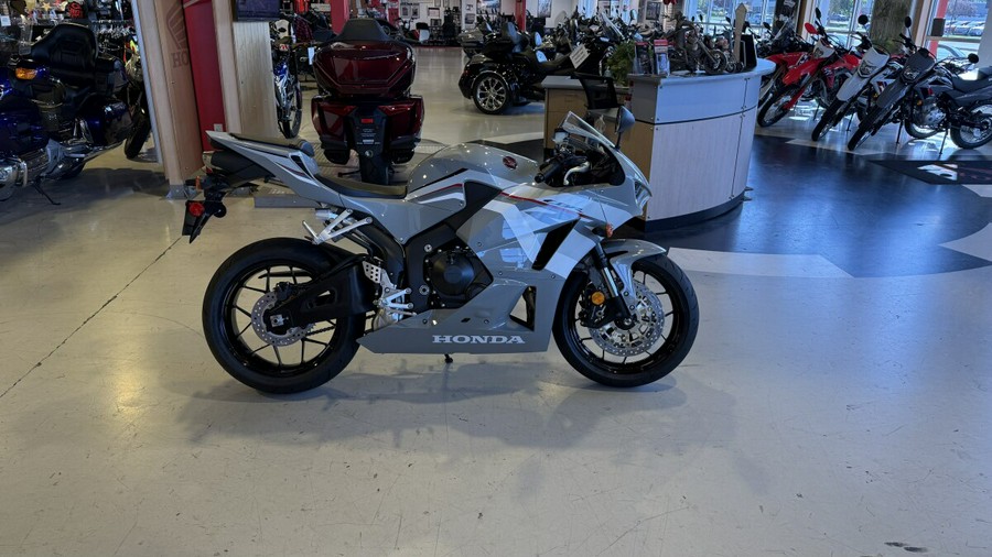 CBR600RRT 2026 CBR600RR