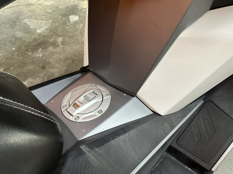 2022 BMW C 400 GT Alpine White