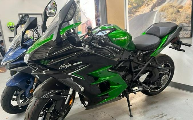 2022 Kawasaki Ninja H2® SX SE