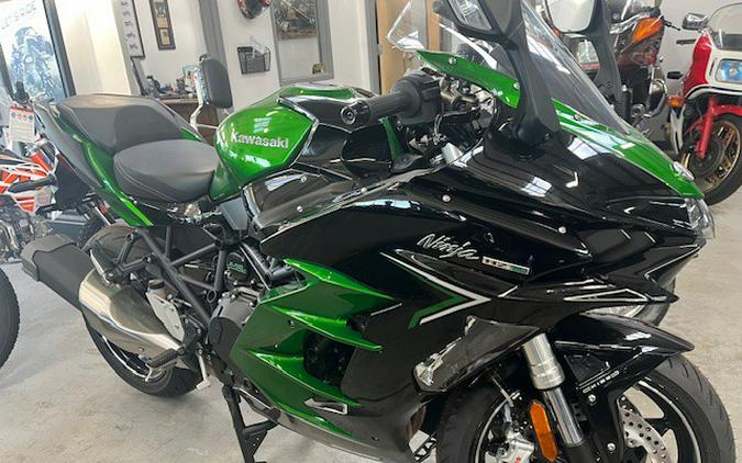 2022 Kawasaki Ninja H2® SX SE