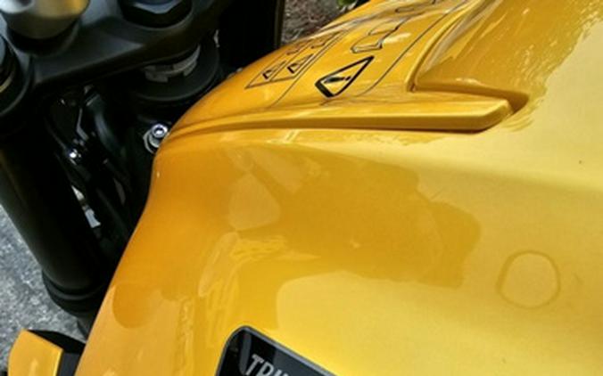 2024 Triumph Street Triple 765 RS Cosmic Yellow RS