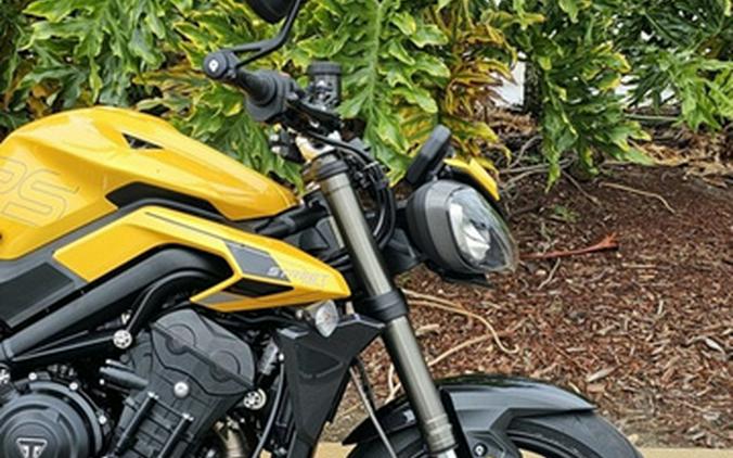 2024 Triumph Street Triple 765 RS Cosmic Yellow RS