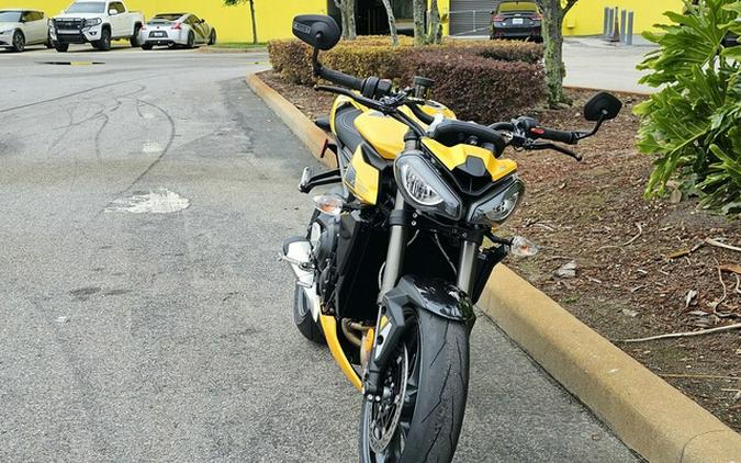 2024 Triumph Street Triple 765 RS Cosmic Yellow RS