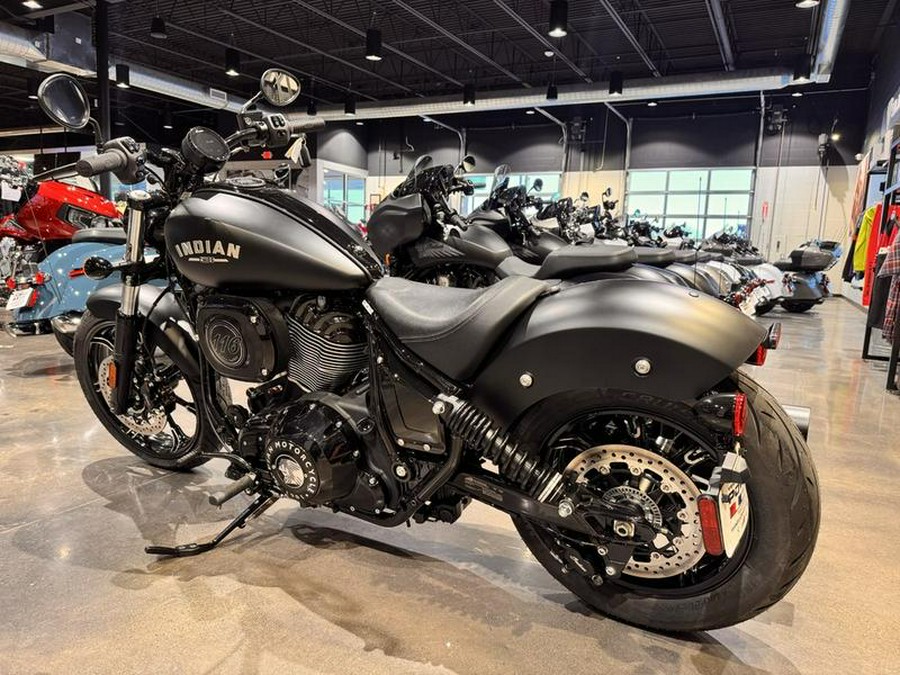2025 Indian Motorcycle® Chief® Dark Horse® Black Smoke