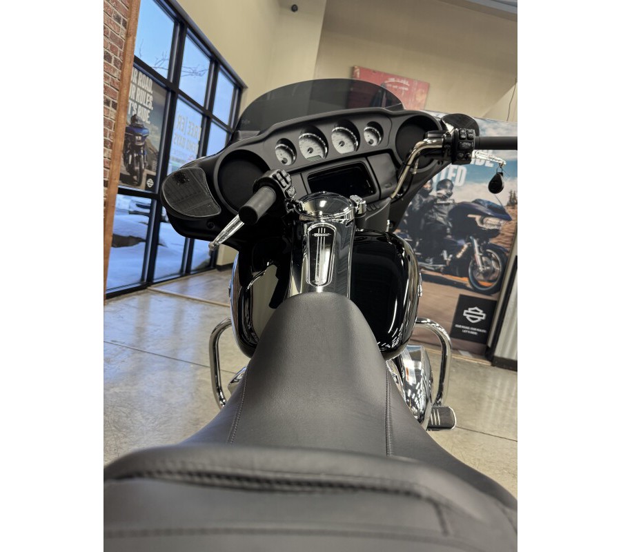 2023 Harley-Davidson Street Glide