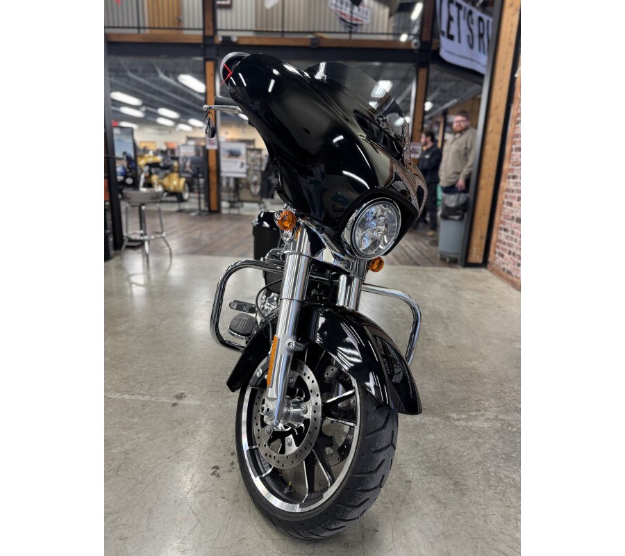 2023 Harley-Davidson Street Glide