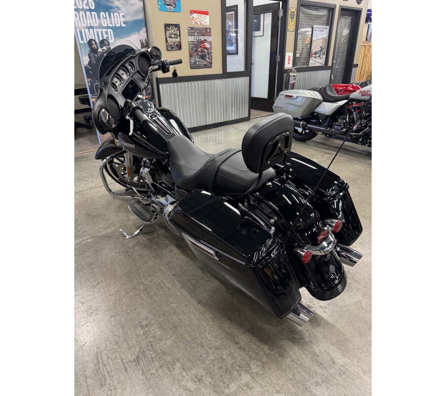 2023 Harley-Davidson Street Glide