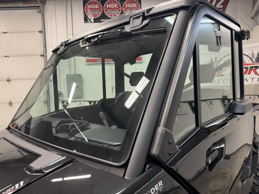 2026 Can-Am® Defender XT CAB HD11