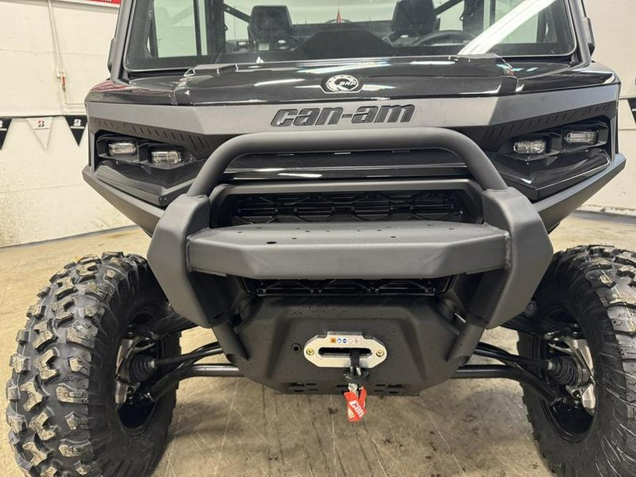 2026 Can-Am® Defender XT CAB HD11