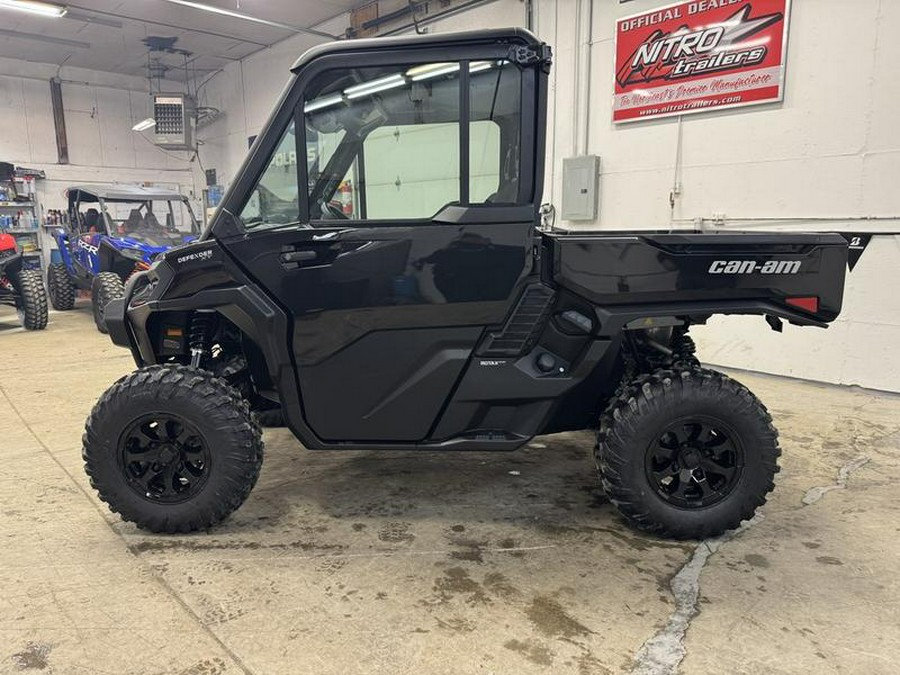 2026 Can-Am® Defender XT CAB HD11
