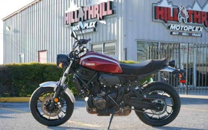 2018 Yamaha XSR700