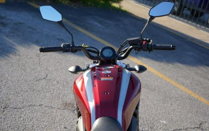 2018 Yamaha XSR700