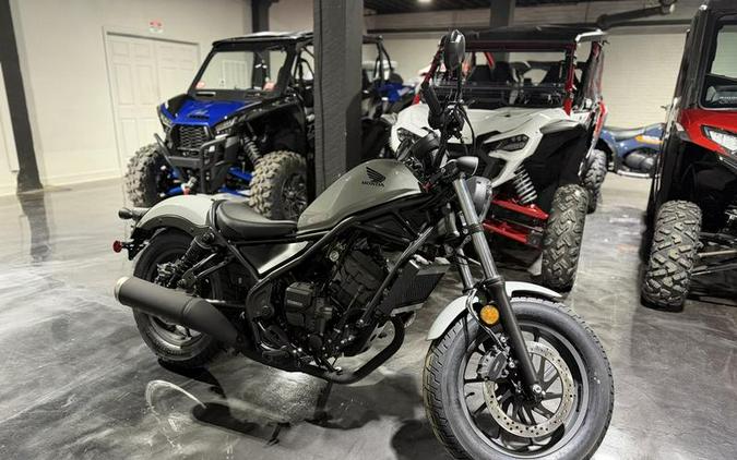 2026 Honda® Rebel 300 E-Clutch