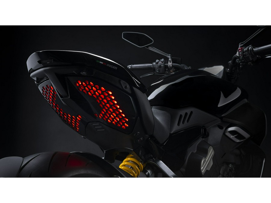 2025 Ducati Diavel V4