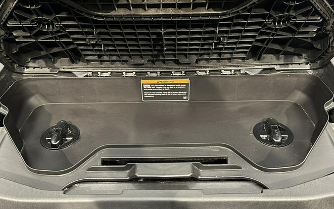 2027 Can-AM Outlander MAX XT-P 1000R Demonstrator