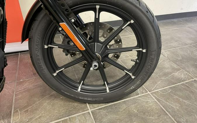 2019 Harley-Davidson® XL 883N - Sportster® Iron 883™