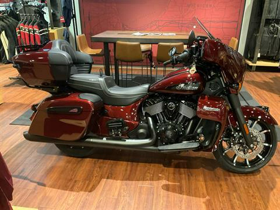 2024 Indian Motorcycle Roadmaster® Dark Horse® with PowerBand Audio Package