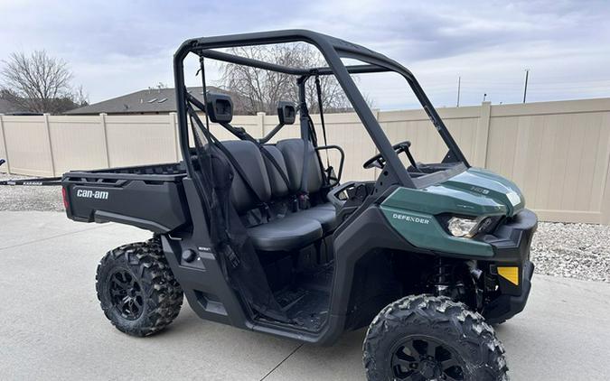 2025 Can-Am Defender DPS HD9 Compass Green