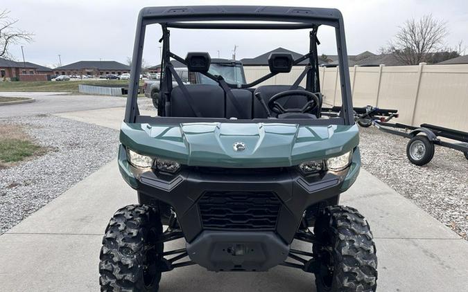 2025 Can-Am Defender DPS HD9 Compass Green