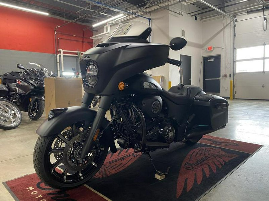 2025 Indian Motorcycle® Chieftain® Dark Horse® w/PowerBand Audio Black Smoke