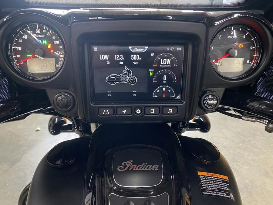 2025 Indian Motorcycle® Chieftain® Dark Horse® w/PowerBand Audio Black Smoke