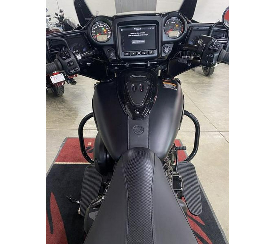 2025 Indian Motorcycle® Chieftain® Dark Horse® w/PowerBand Audio Black Smoke