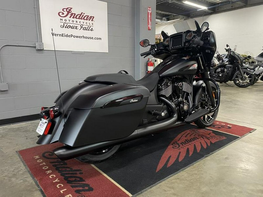 2025 Indian Motorcycle® Chieftain® Dark Horse® w/PowerBand Audio Black Smoke
